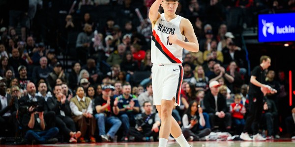 亿万28-杨瀚森谈第一年打NBA感受：快 转换快&amp;amp;节奏快&amp;amp;要不停地折返跑