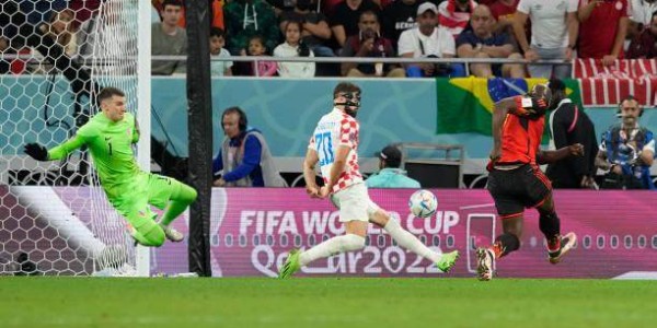 亿万28下载-卢卡库三过空门而不入，欧洲红魔饮恨出局