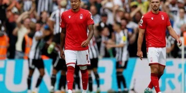 狂签14人花钱超曼城 这支升班马又要做反面教材？