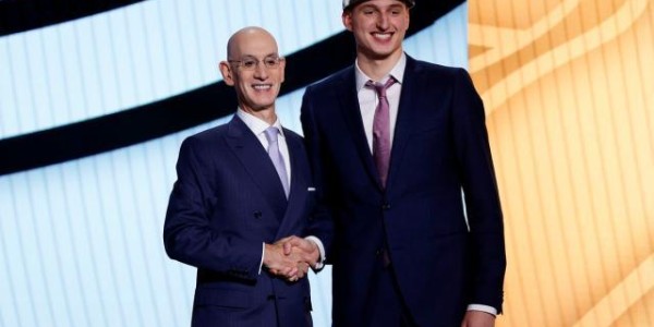 亿万28下载-新秀列传之约维奇：从闪耀世青赛到被莱利钦点