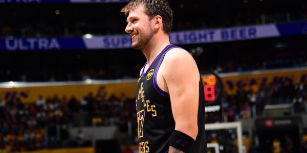 亿万28下载-NBA｜在东契奇和詹姆斯的里程碑之夜，湖人稳住西部第三