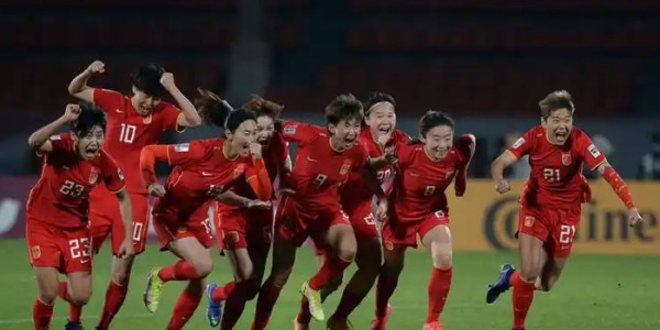 足协任命，上任女足名帅官宣，39岁，申花名宿，曾带队U17世界杯|王洪亮|米利西奇|中国女足|上海申花|换帅_新浪体育_新浪新闻