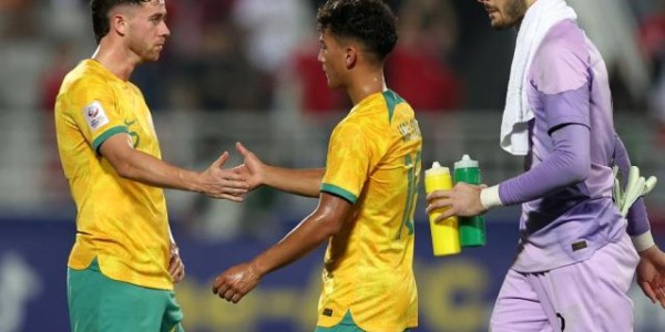 亿万28下载-【观察】当奥预赛遇上非FIFA比赛日 尴尬赛大打折扣